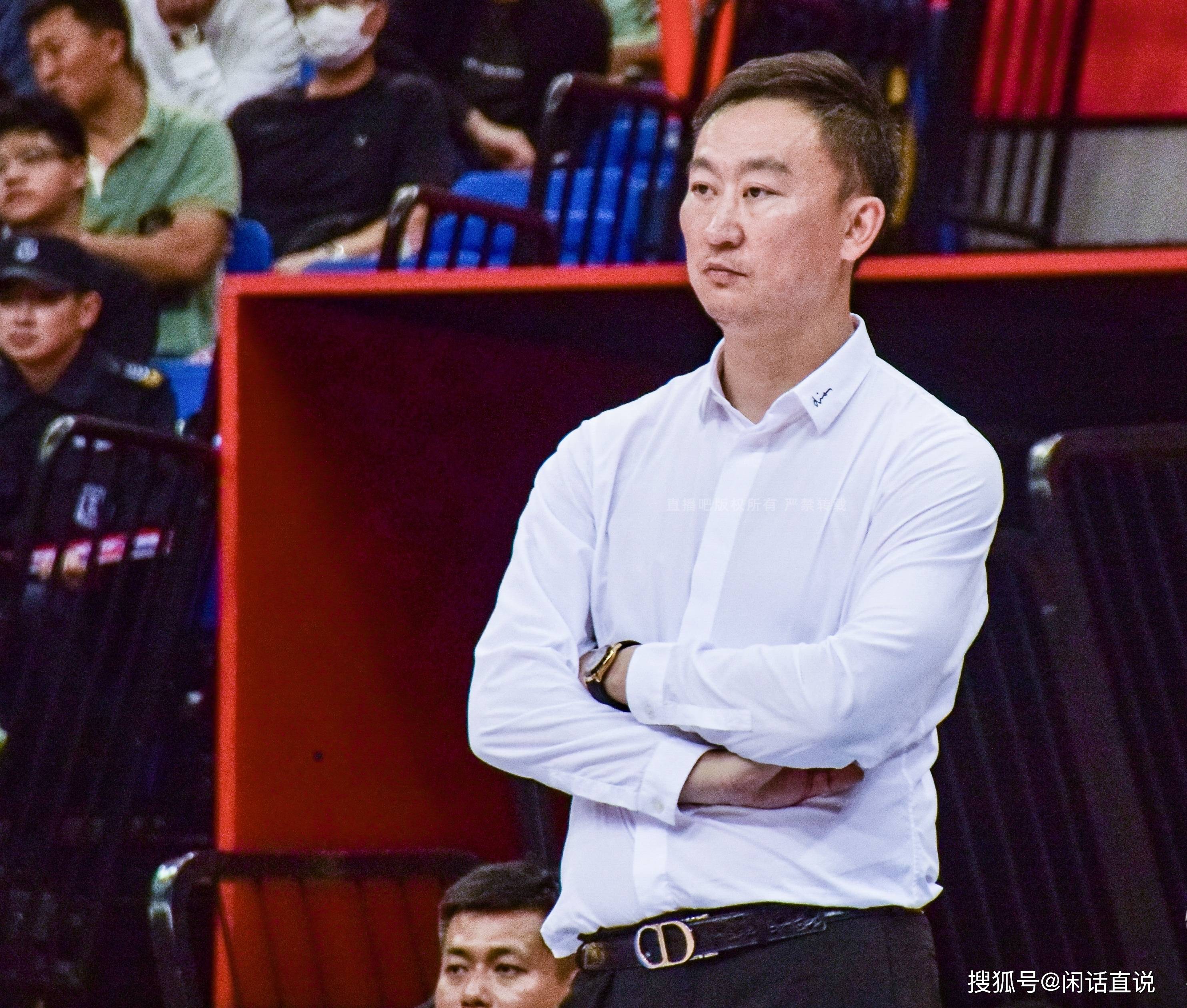 九游体育-杨毅不希望杨瀚森回来打亚洲杯！打完CBA身体严重透支，消的简单介绍