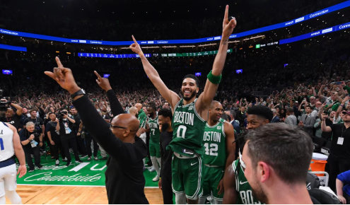 包含ESPN为太阳火箭双方交易评级：火箭B+、太阳B的词条